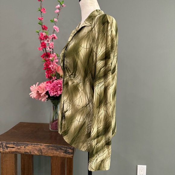 Beechers Brook Button Down Long Sleeve - Picture 2 of 11